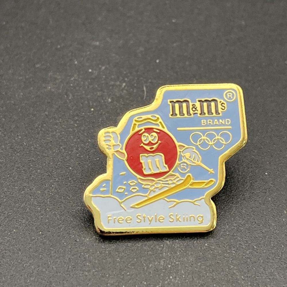 1992 Albertville Olympics M&M's Candy Free Style Skiing Lapel Hat Pin‎